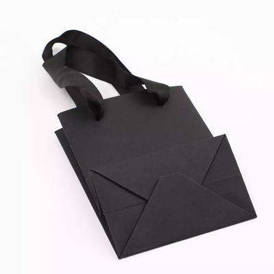Túi giấy chống thấm quần áo chống thấm nước Siêu thị Túi giấy đen mua sắm