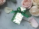 ODM 5 * 5 * 12cm Kẹo sô cô la Hộp giấy cưới với ruy băng